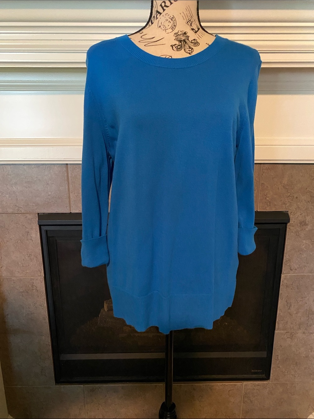 GAP Bright Blue Lightweight Crewneck Sweater. Women’s XL.